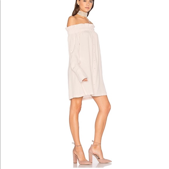 MINKPINK Dresses & Skirts - MinkPink Business Class Off Shoulder Dress Size Small